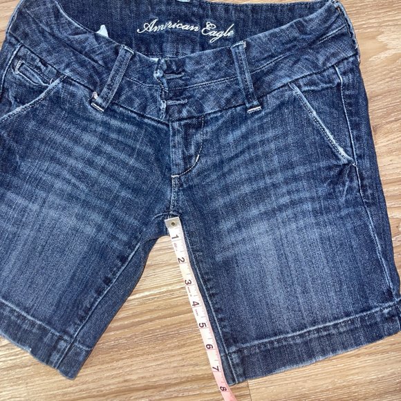American Eagle Bermuda Stretch Low Rise Shorts sz0 - Picture 3 of 6